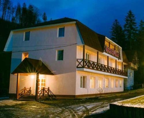 Hotel Natashka Huklyvyy 外观 照片